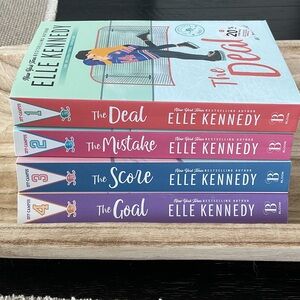 Elle Kennedy Off Campus Books